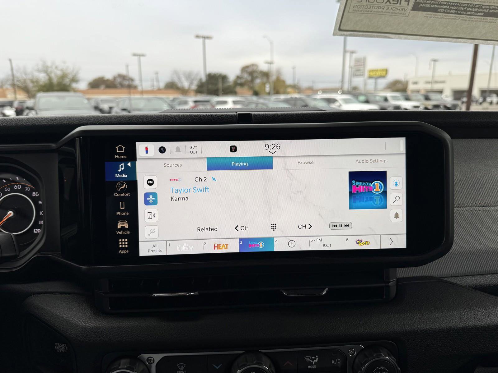 New 2026 Jeep Gladiator Sport image 12