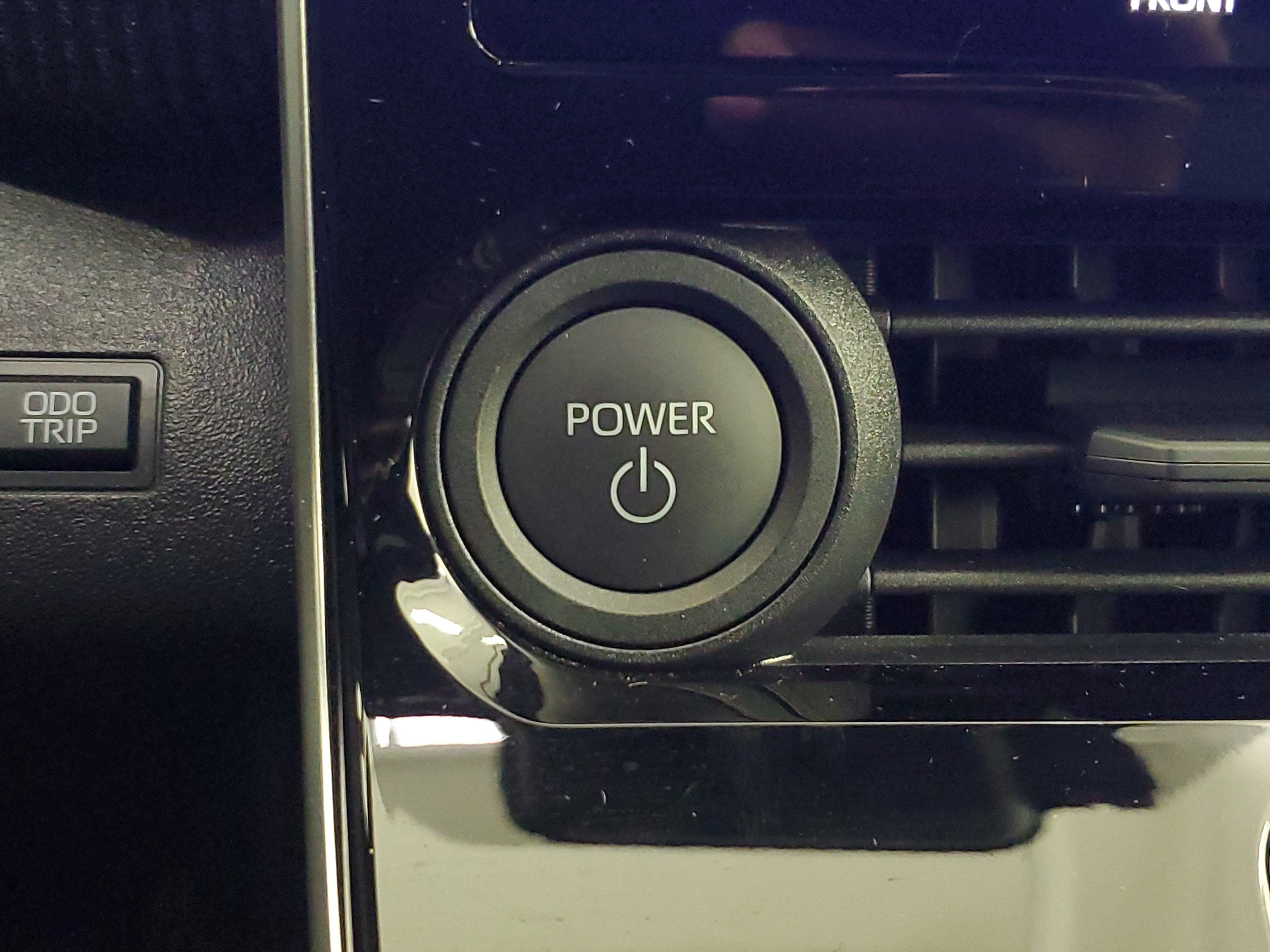 Certified 2025 Toyota bZ4X AWD image 28