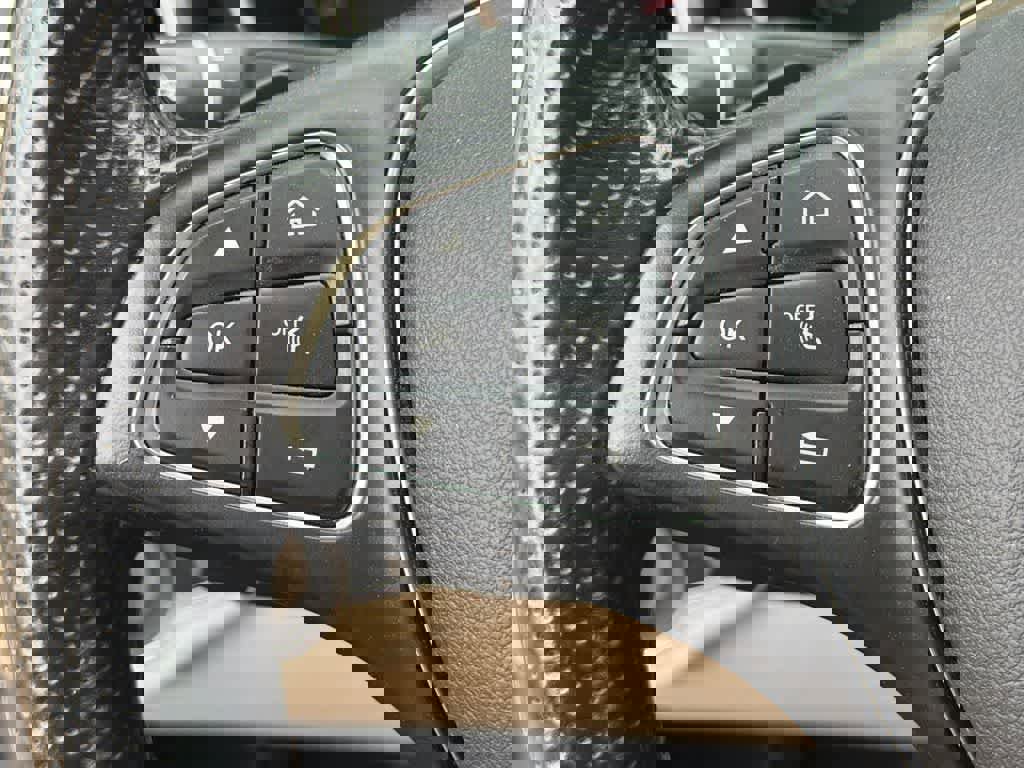 Used 2017 Mercedes-Benz C 300 4MATIC Sedan image 22