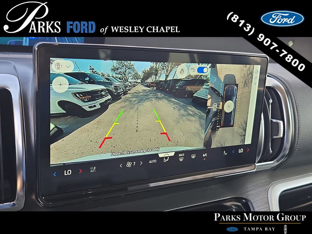 Certified 2025 Ford Expedition Platinum w/ Driver's Package image 25