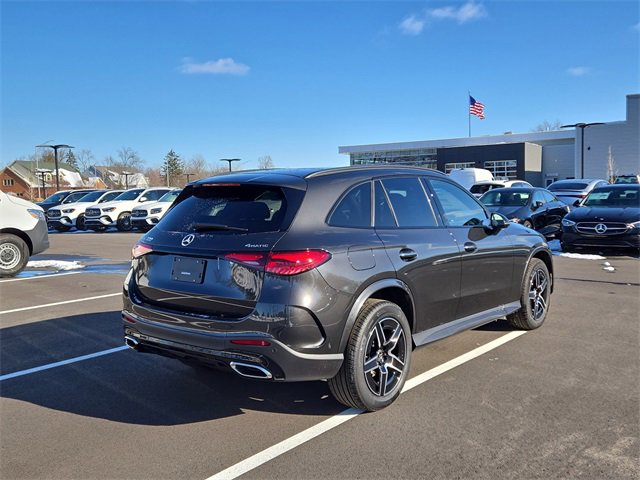 New 2026 Mercedes-Benz GLC 300 4MATIC image 3