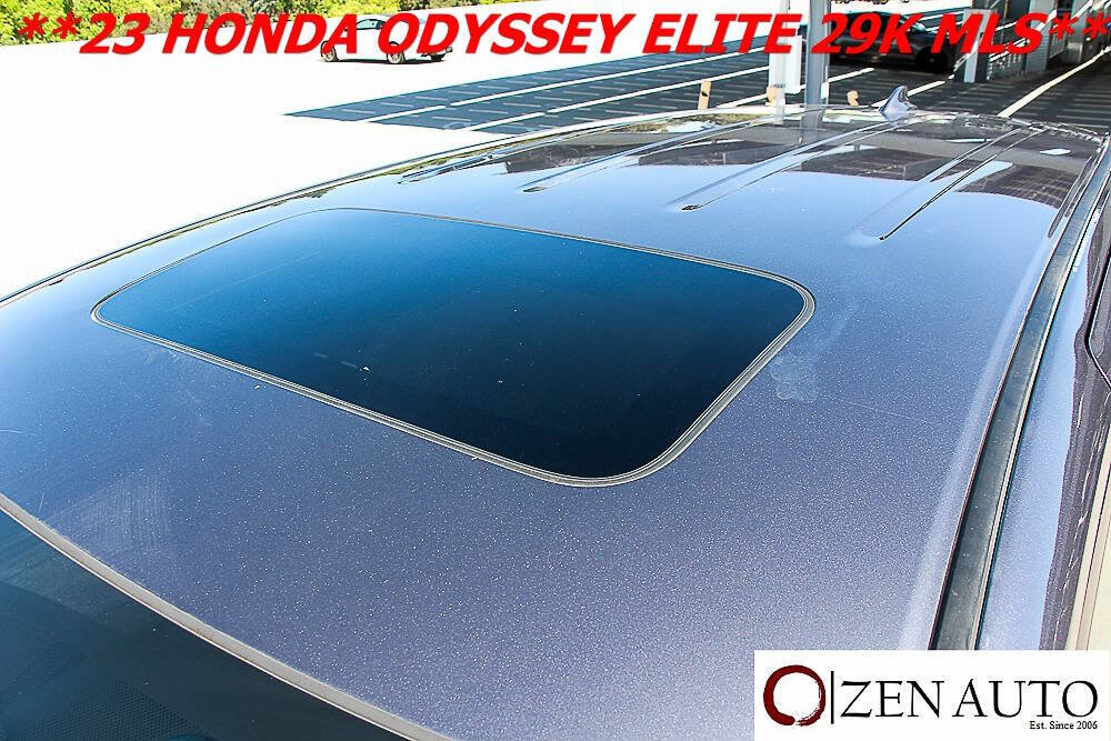 Used 2023 Honda Odyssey Elite image 11