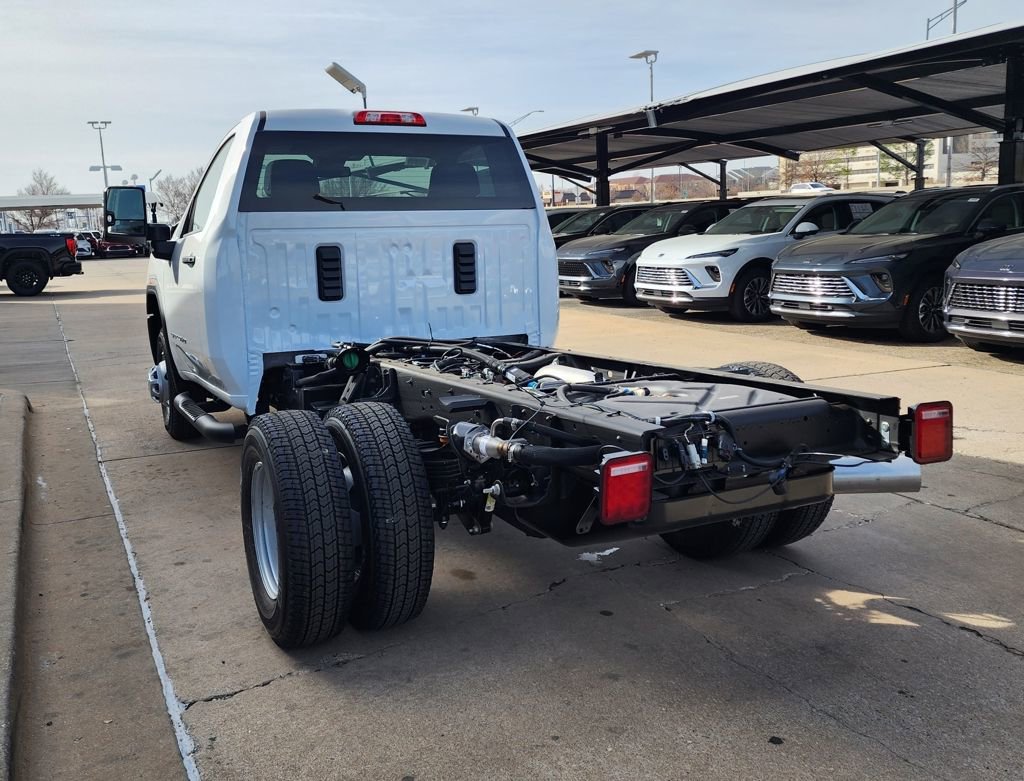New 2026 GMC Sierra 3500 Pro w/ Convenience Package image 5