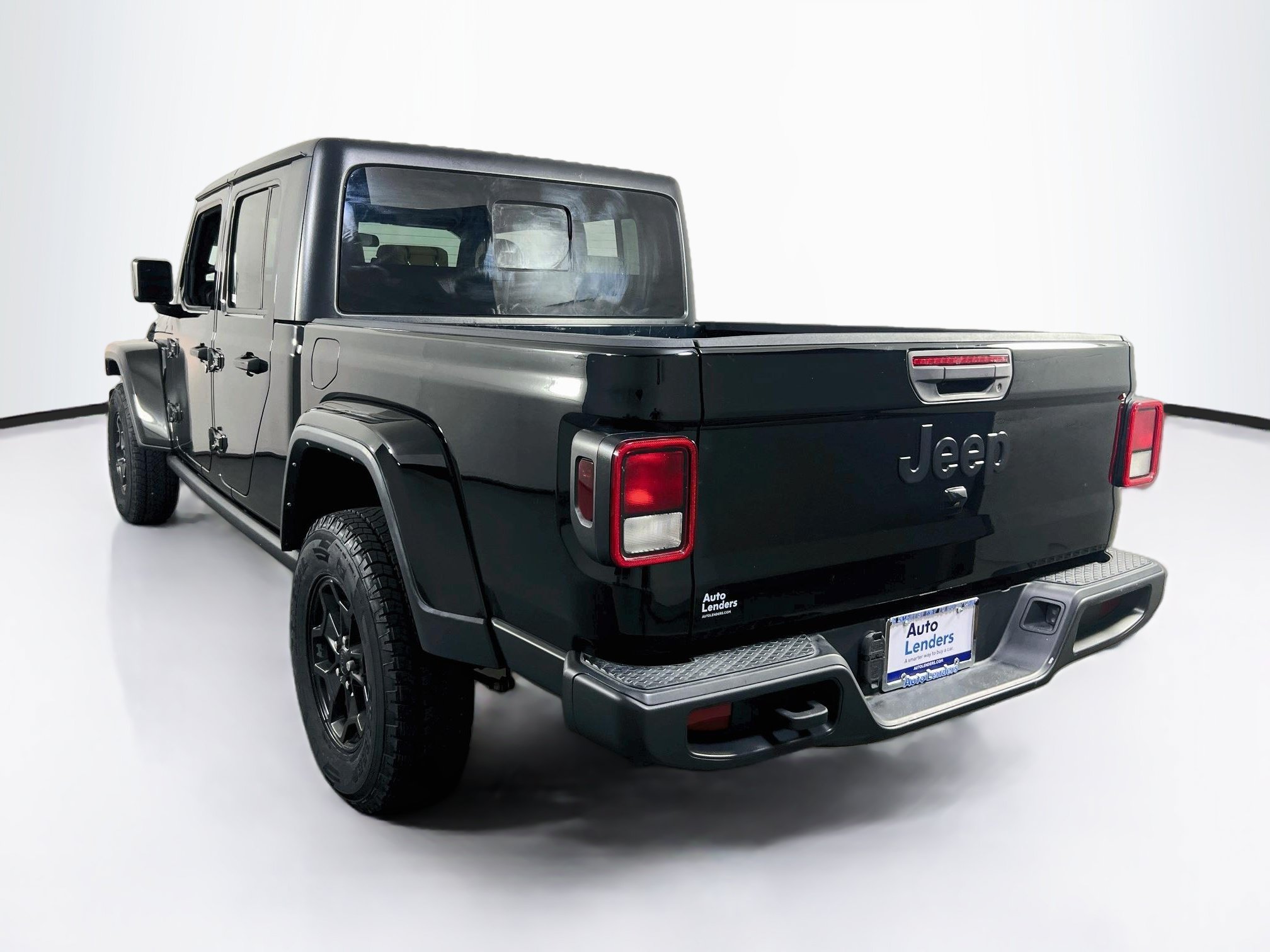 Used 2023 Jeep Gladiator Sport AWD/4WD image 7