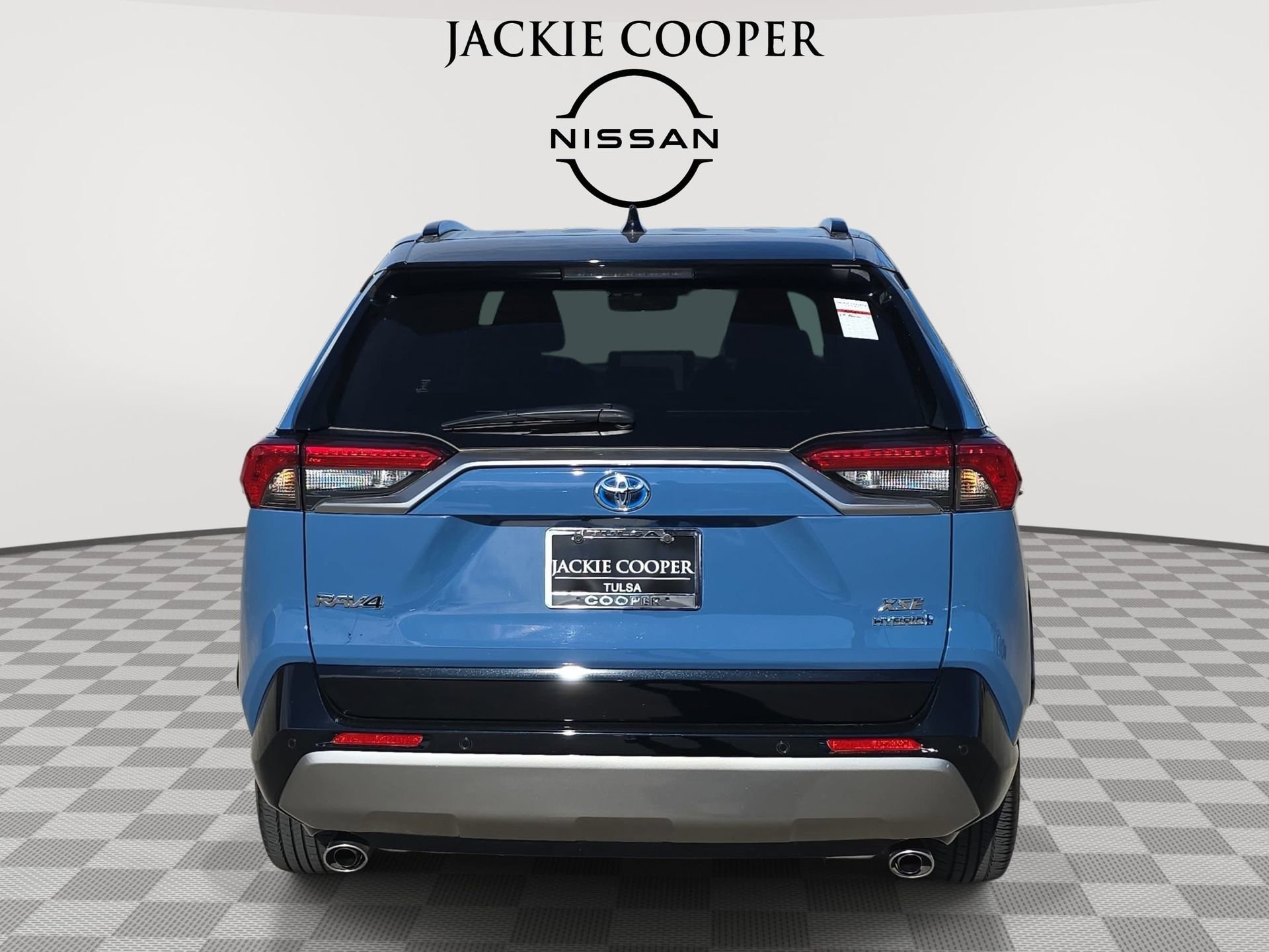 Used 2024 Toyota RAV4 XSE w/ Advanced Technology Package image 6