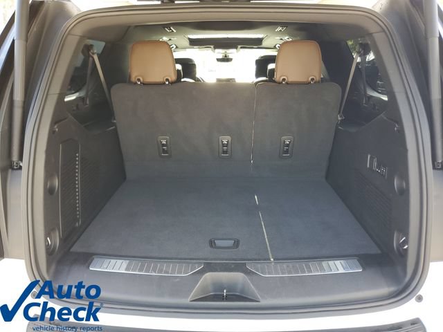 Certified 2021 Chevrolet Suburban High Country w/ Premium Package RWD image 9