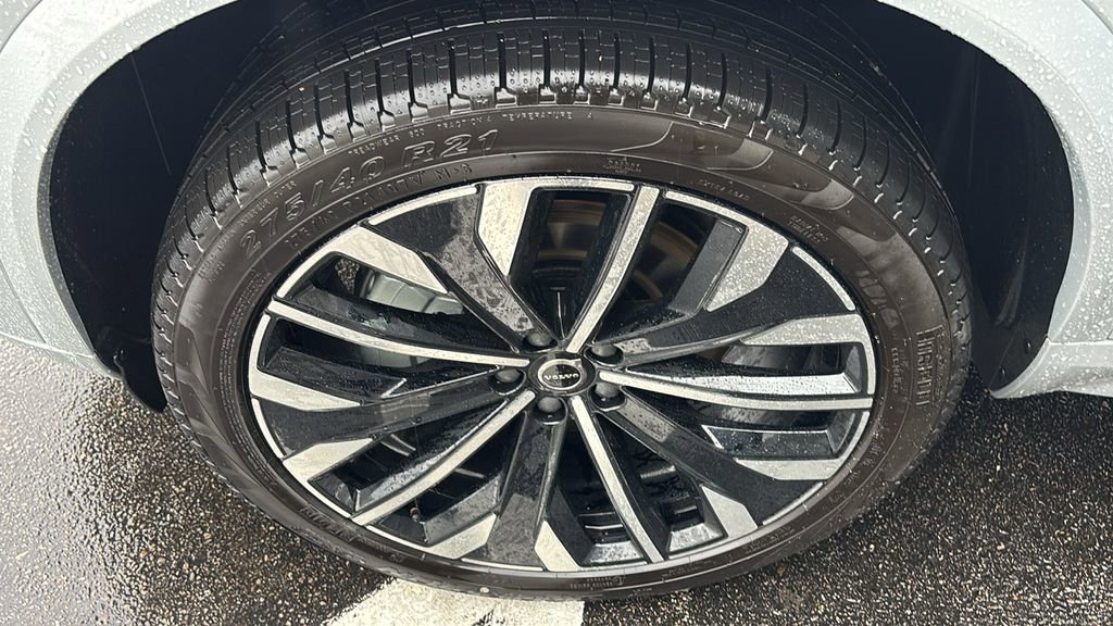 New 2026 Volvo XC90 B6 Ultra image 36