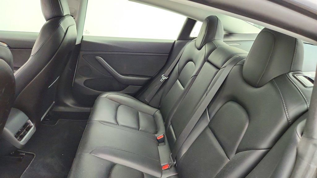 Used 2021 Tesla Model 3 Standard Range Plus RWD image 23