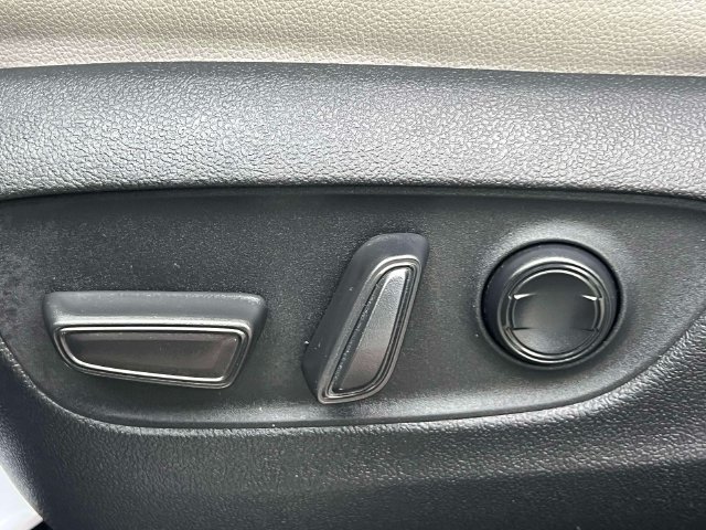 Certified 2025 Toyota Grand Highlander AWD Hybrid image 24