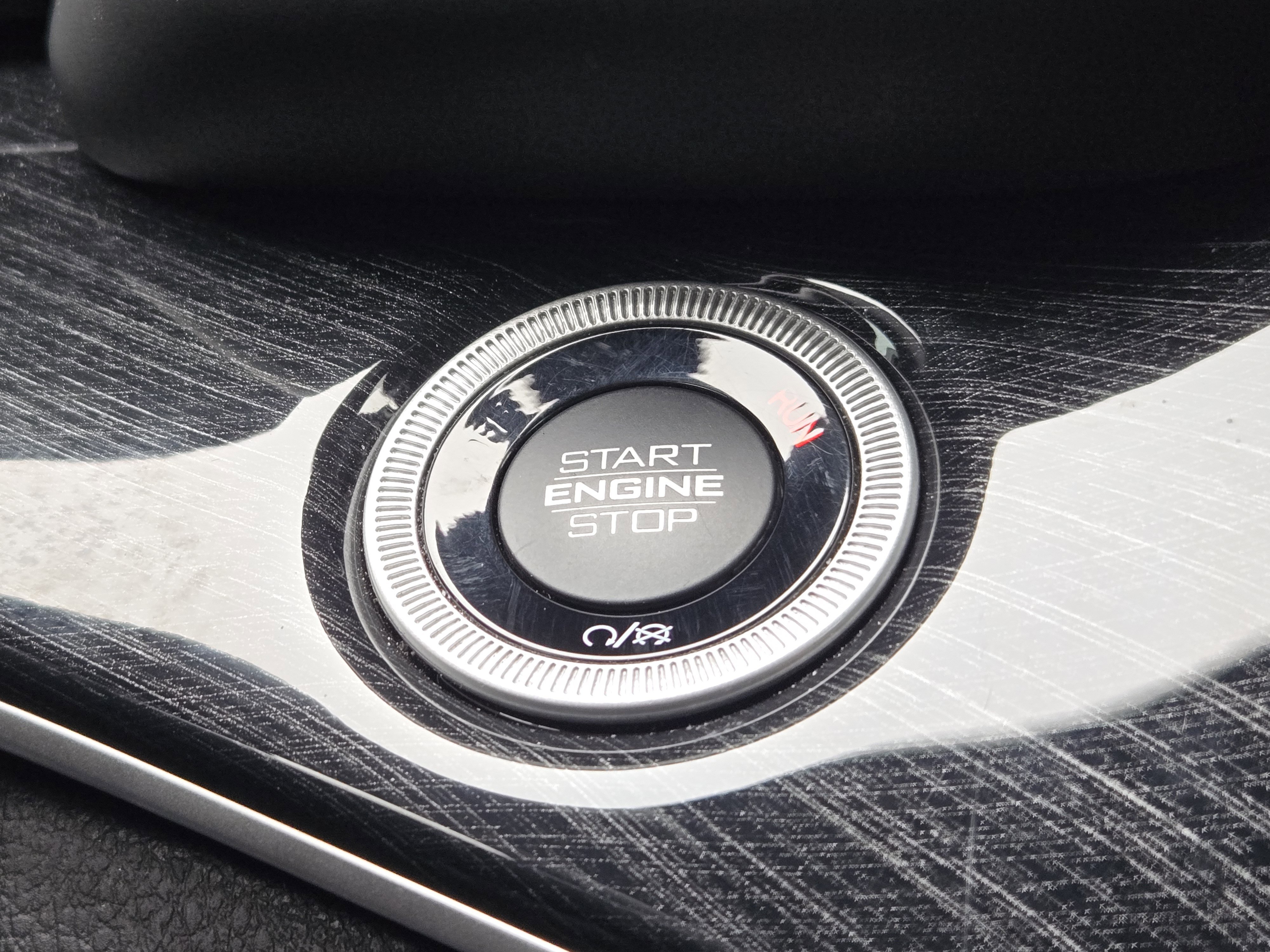 Used 2022 Jeep Grand Cherokee Trailhawk w/ Luxury Tech Group III image 24