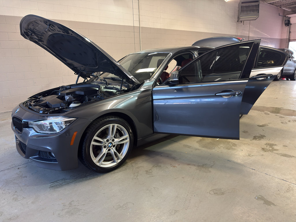 Used 2016 BMW 328i xDrive Sedan AWD/4WD image 9