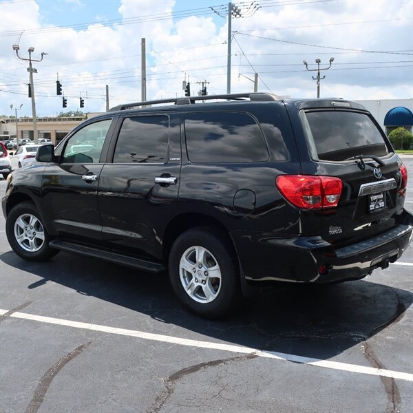 Used 2008 Toyota Sequoia Limited RWD image 9