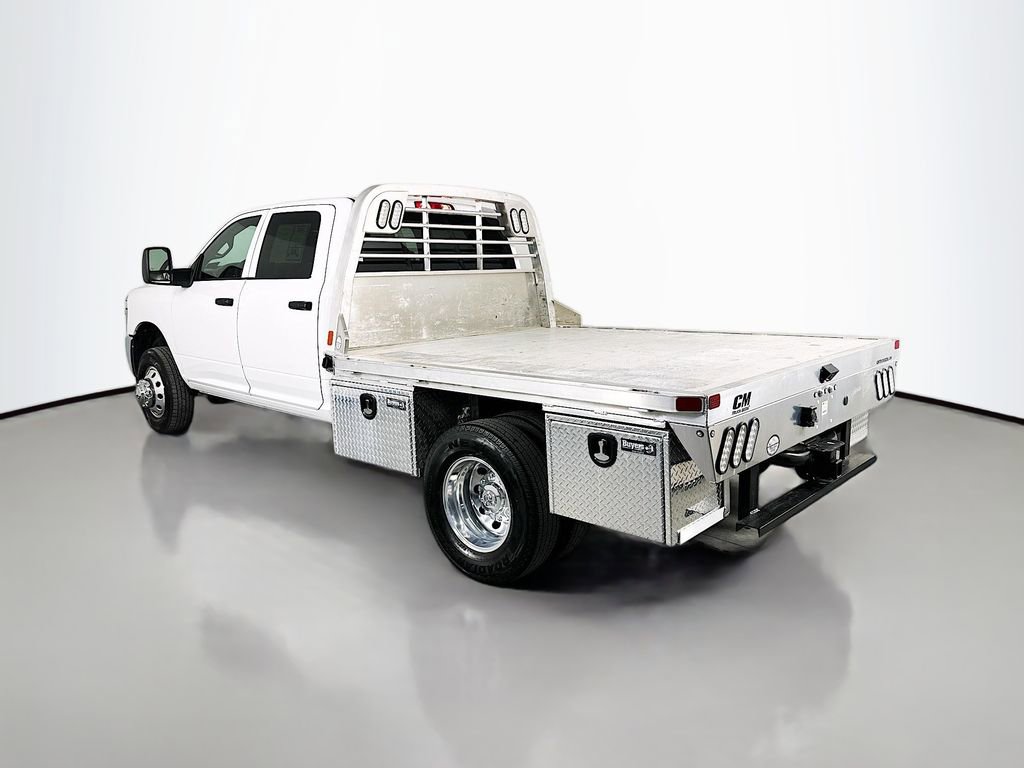 Used 2025 RAM 3500 Tradesman w/ Chrome Appearance Group AWD/4WD image 5
