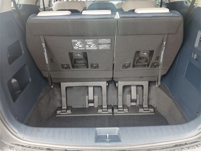 New 2026 Kia Carnival EX image 24