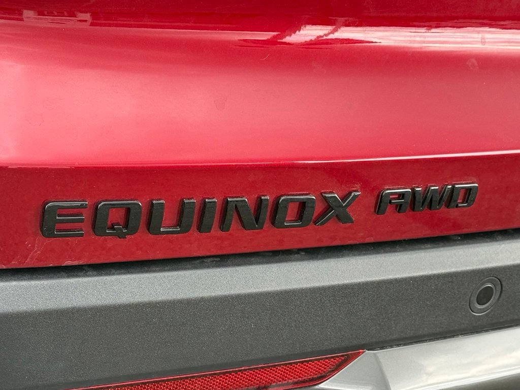 Used 2025 Chevrolet Equinox ACTIV w/ Safety and Technology Package AWD/4WD image 30