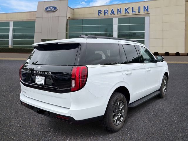 New 2026 Ford Expedition Active RWD image 7