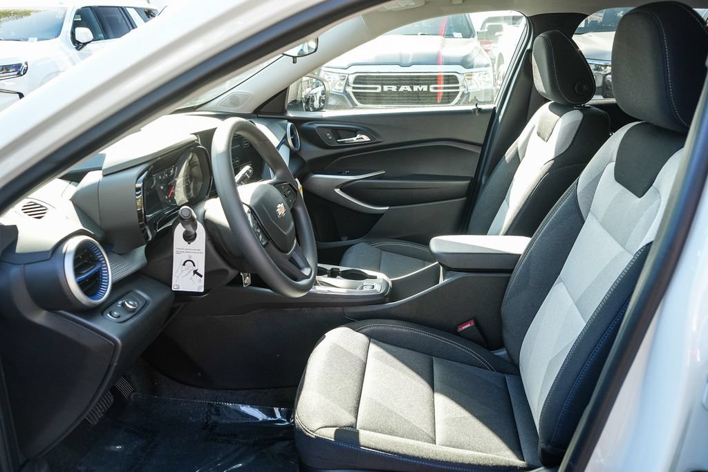 New 2026 Chevrolet Trax LS w/ Driver Confidence Package FWD image 16