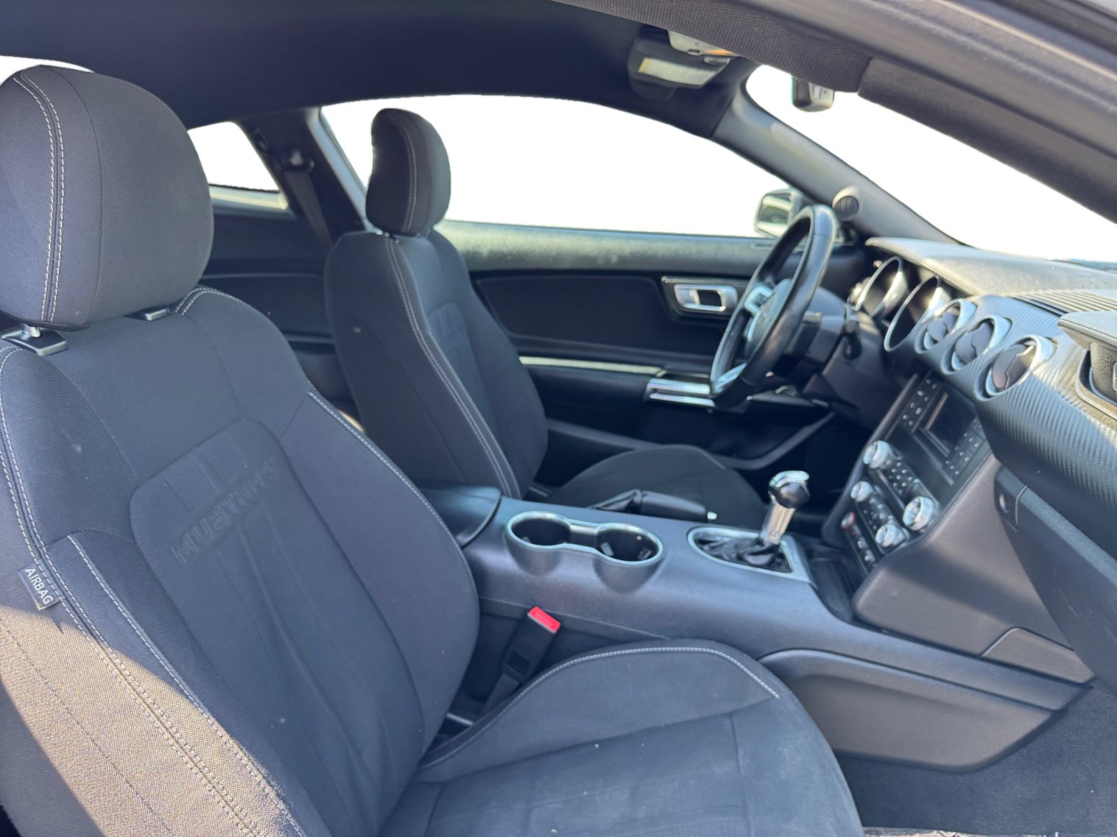 Used 2022 Ford Mustang Coupe RWD image 15