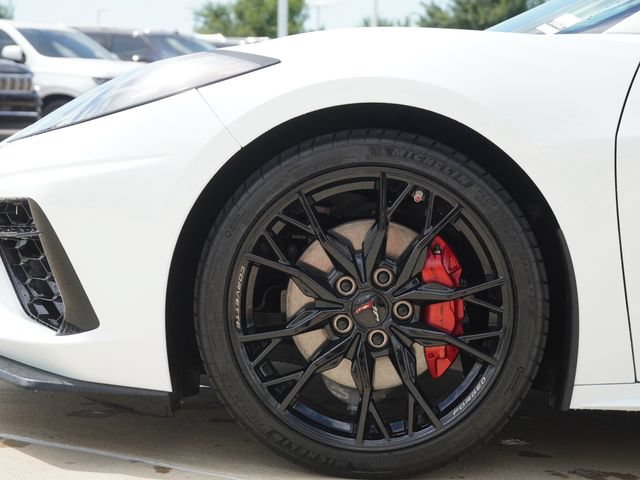 Used 2025 Chevrolet Corvette Stingray Convertible w/ 1LT RWD image 5