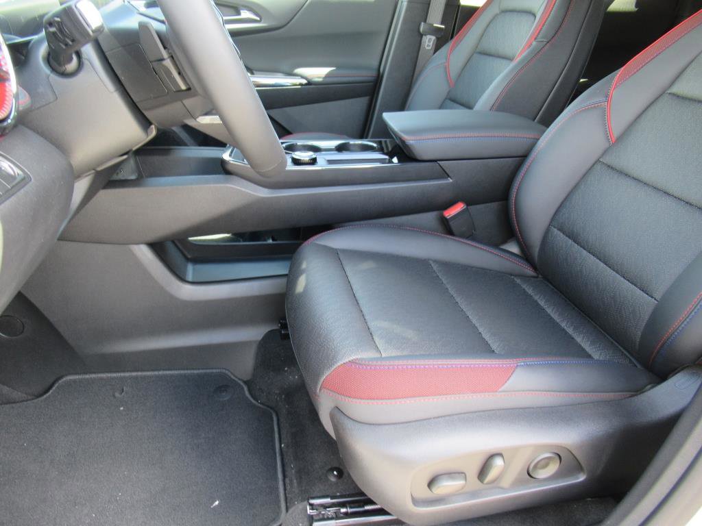 New 2026 Chevrolet Equinox RS image 16