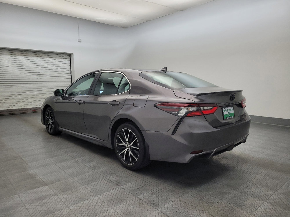 Used 2023 Toyota Camry SE image 5