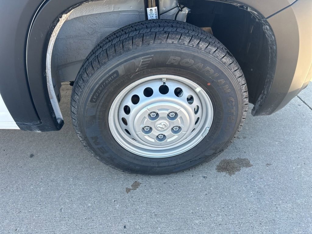 New 2025 RAM ProMaster 2500 w/ Convenience Group image 13