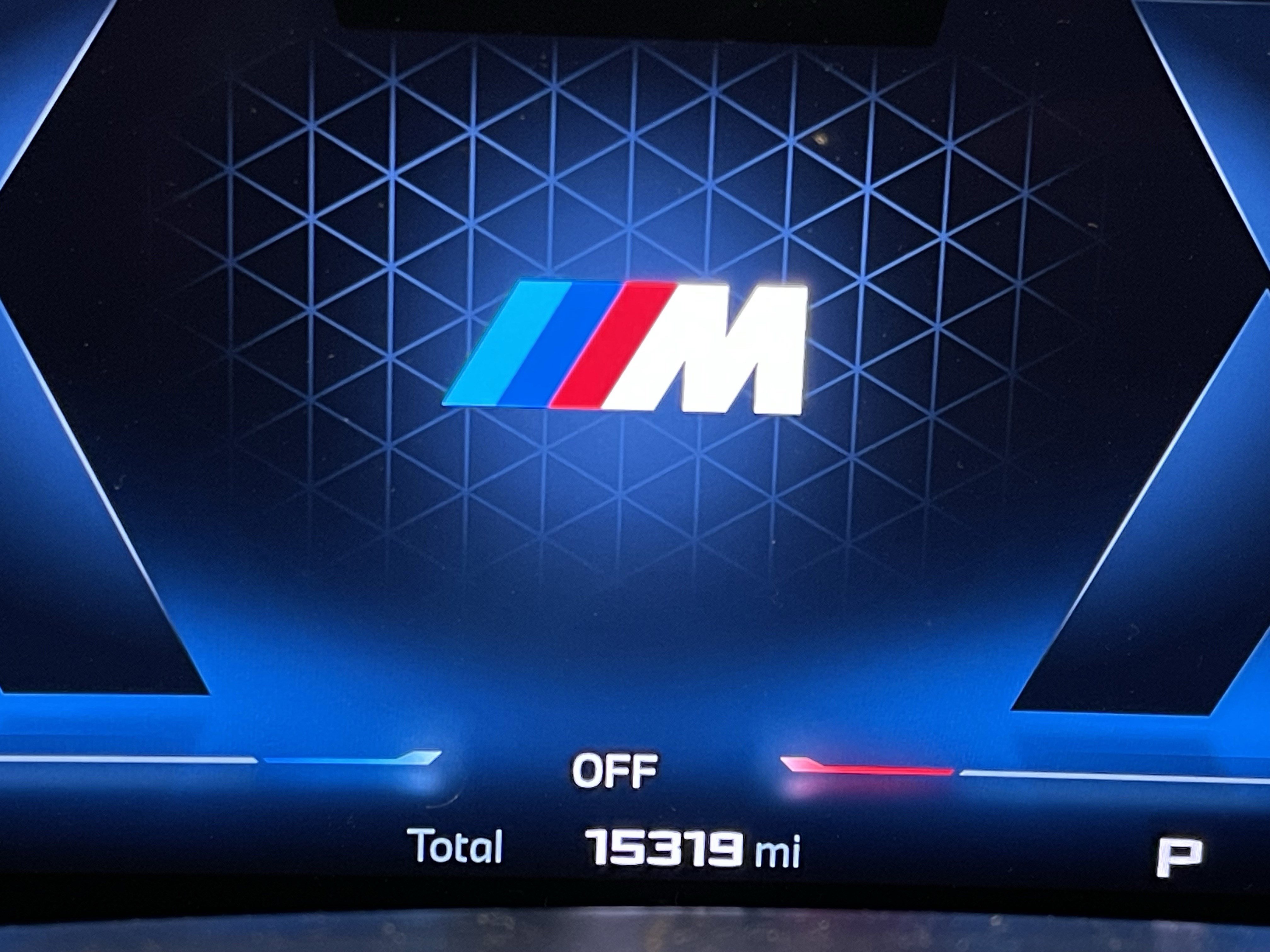 Used 2025 BMW X5 M60i w/ Executive Package image 21