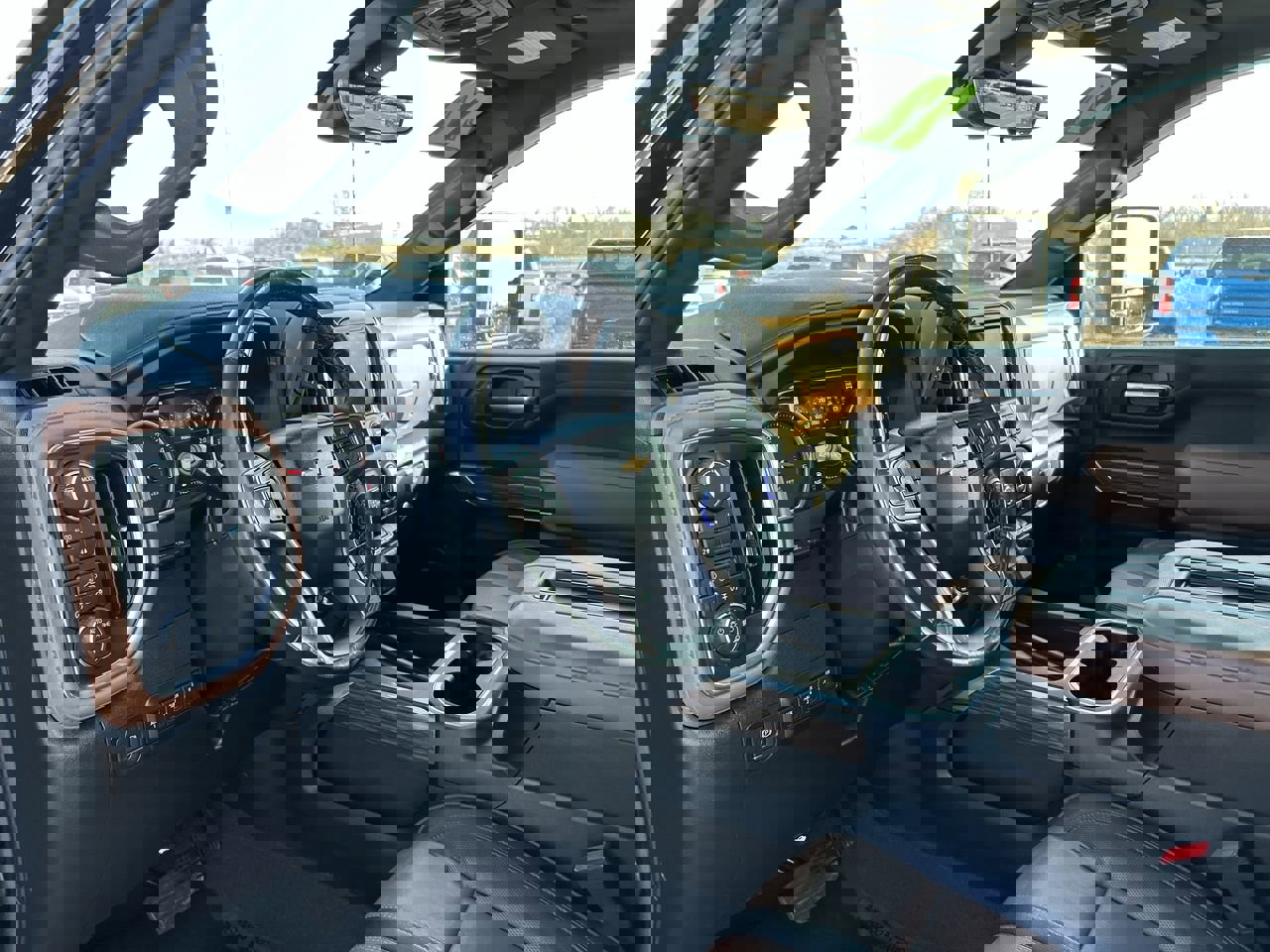 Used 2022 Chevrolet Silverado 2500 High Country w/ Z71 Off-Road Package image 25