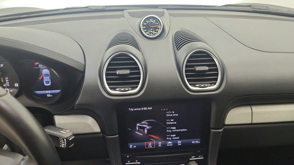 Used 2018 Porsche 718 Cayman GTS RWD image 29
