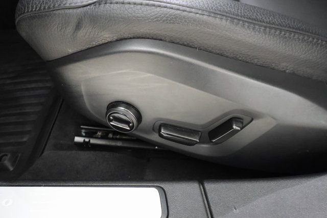 Used 2024 Volvo V60 B5 Cross Country Plus image 9