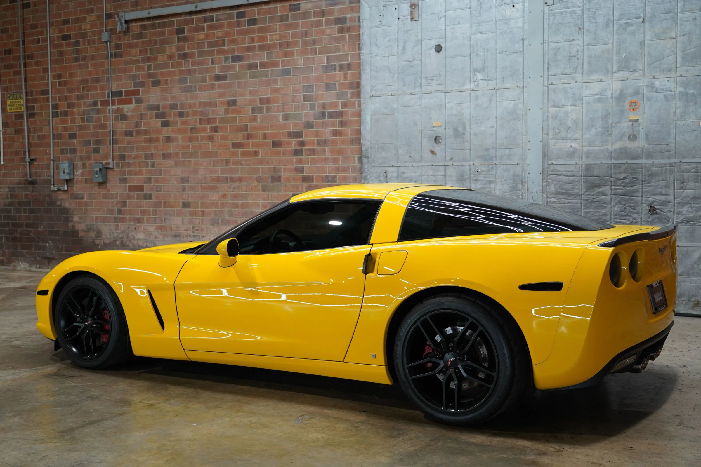 Used 2006 Chevrolet Corvette Coupe w/ Preferred Equipment Group image 13