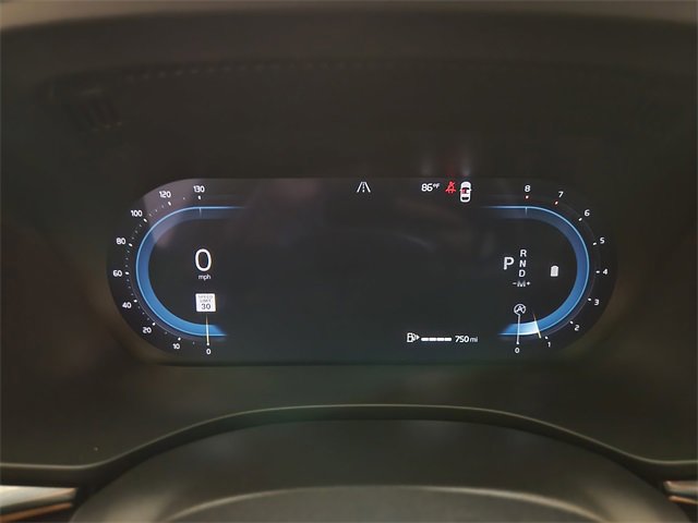 Used 2025 Volvo XC60 B5 Core image 16