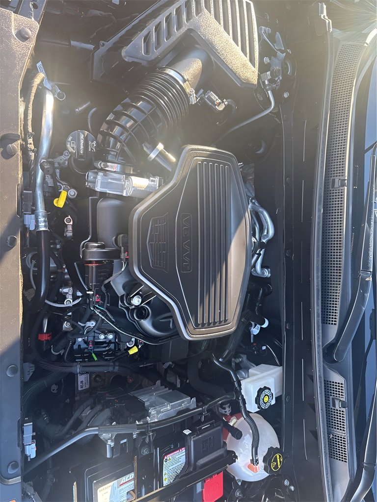 Certified 2024 Cadillac XT6 Sport w/ Platinum Package image 9