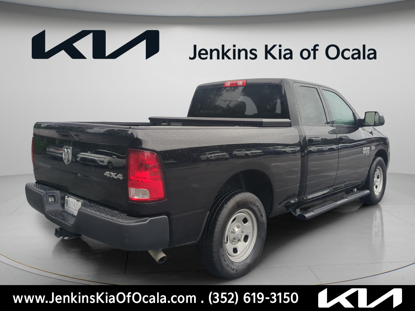 Used 2022 RAM 1500 Tradesman w/ Trailer Tow Group AWD/4WD image 3