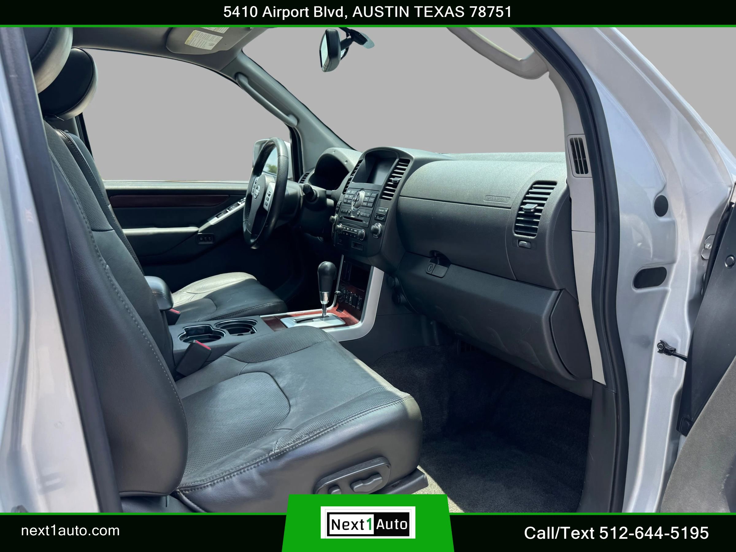 Used 2012 Nissan Pathfinder LE AWD/4WD image 26