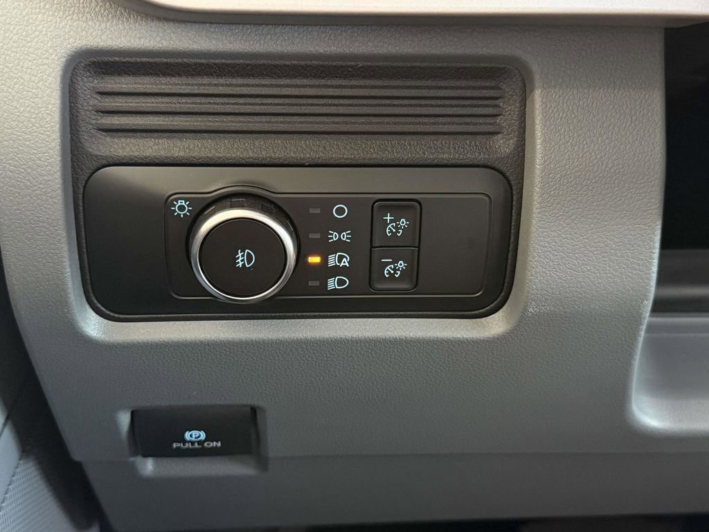 New 2026 Ford F350 XL w/ XL Chrome Package image 15