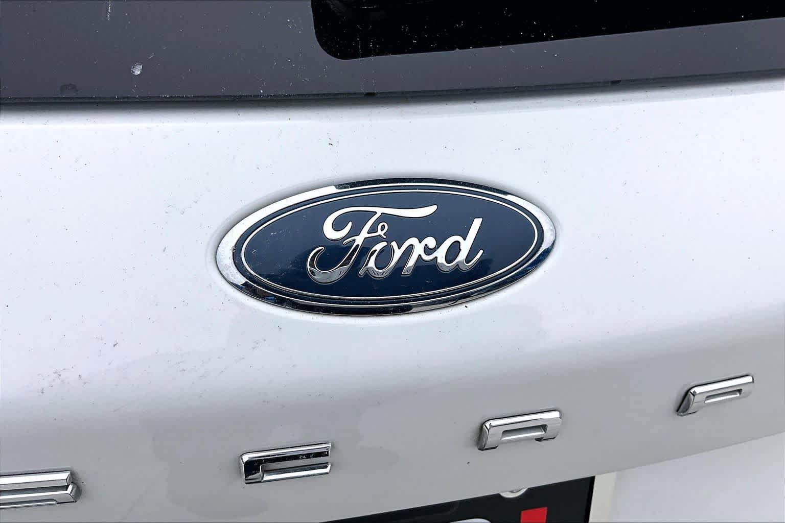 Used 2020 Ford Escape SE FWD image 31