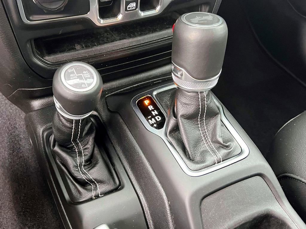 Used 2023 Jeep Wrangler Unlimited Sahara w/ Cold Weather Group image 24