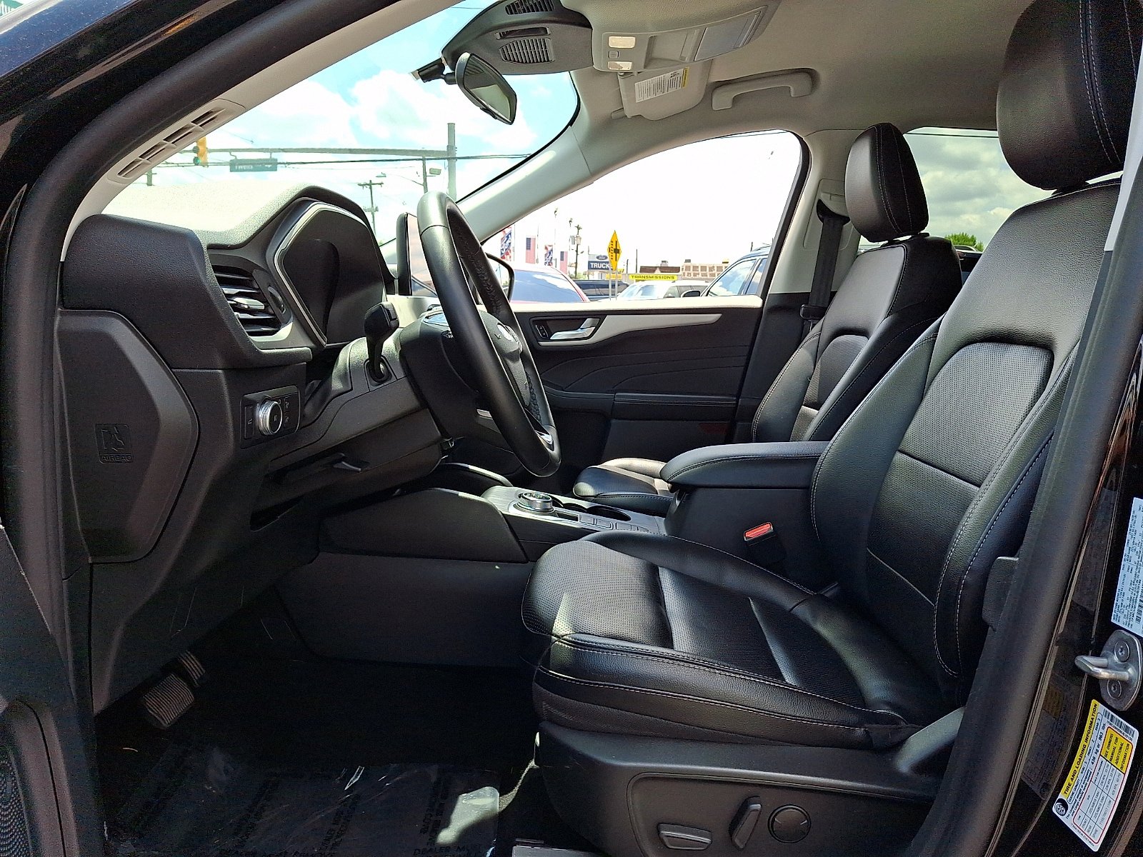 Certified 2022 Ford Escape SEL w/ Technology Package AWD/4WD image 13