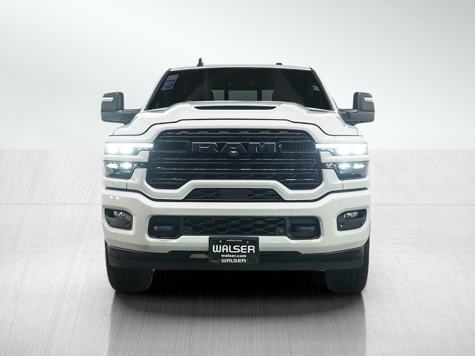 Used 2025 RAM 3500 Limited AWD/4WD image 8