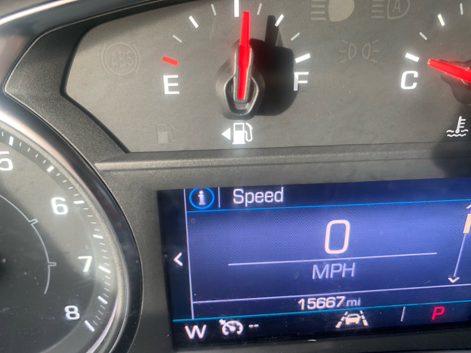 Used 2024 GMC Terrain SLE w/ Elevation Edition image 10