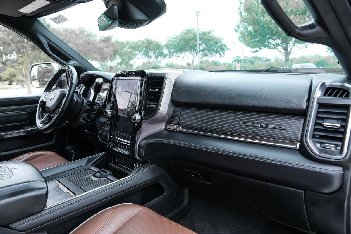 Used 2019 RAM 2500 Limited AWD/4WD image 41