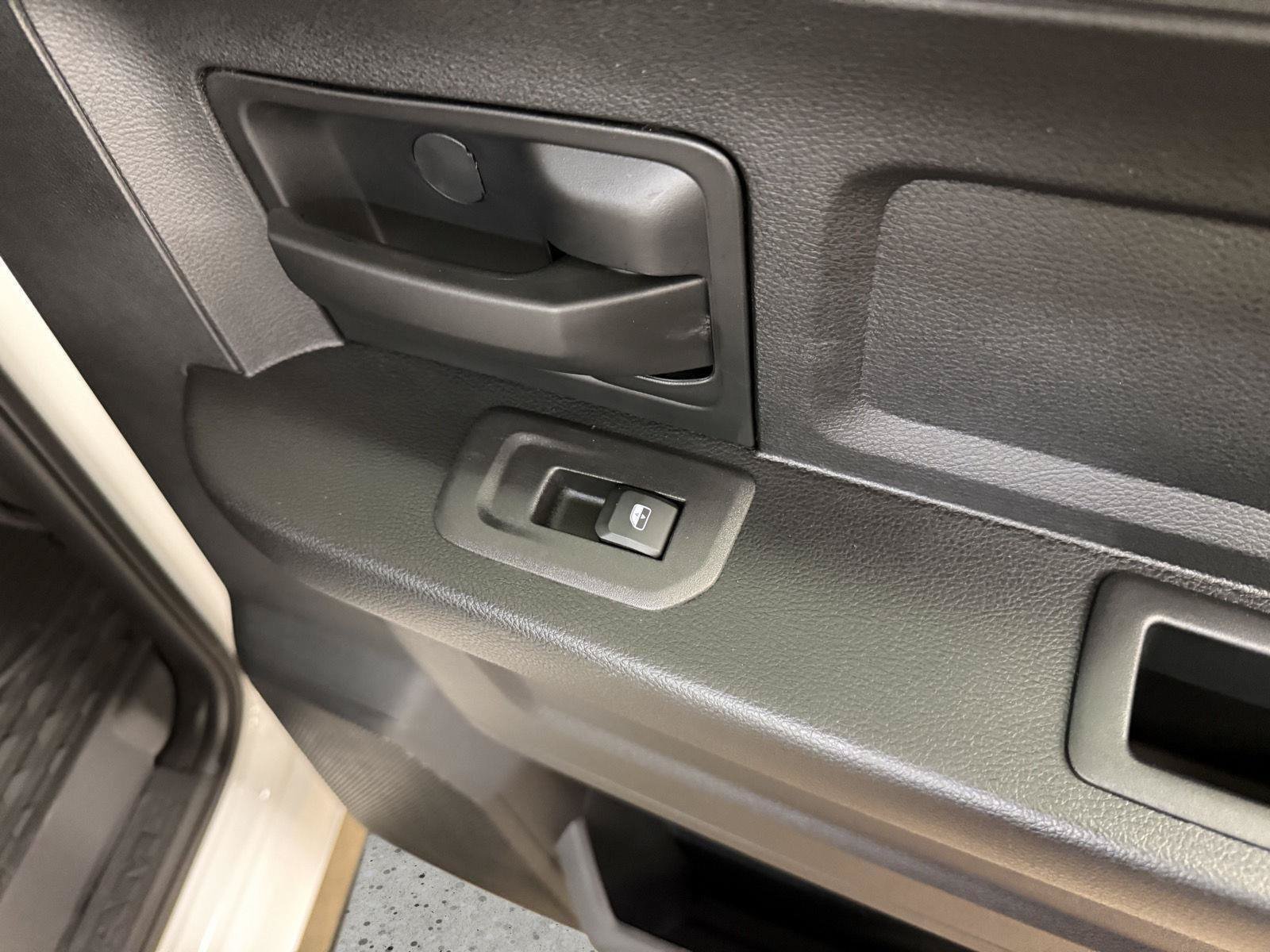 New 2026 RAM 3500 Tradesman AWD/4WD image 28