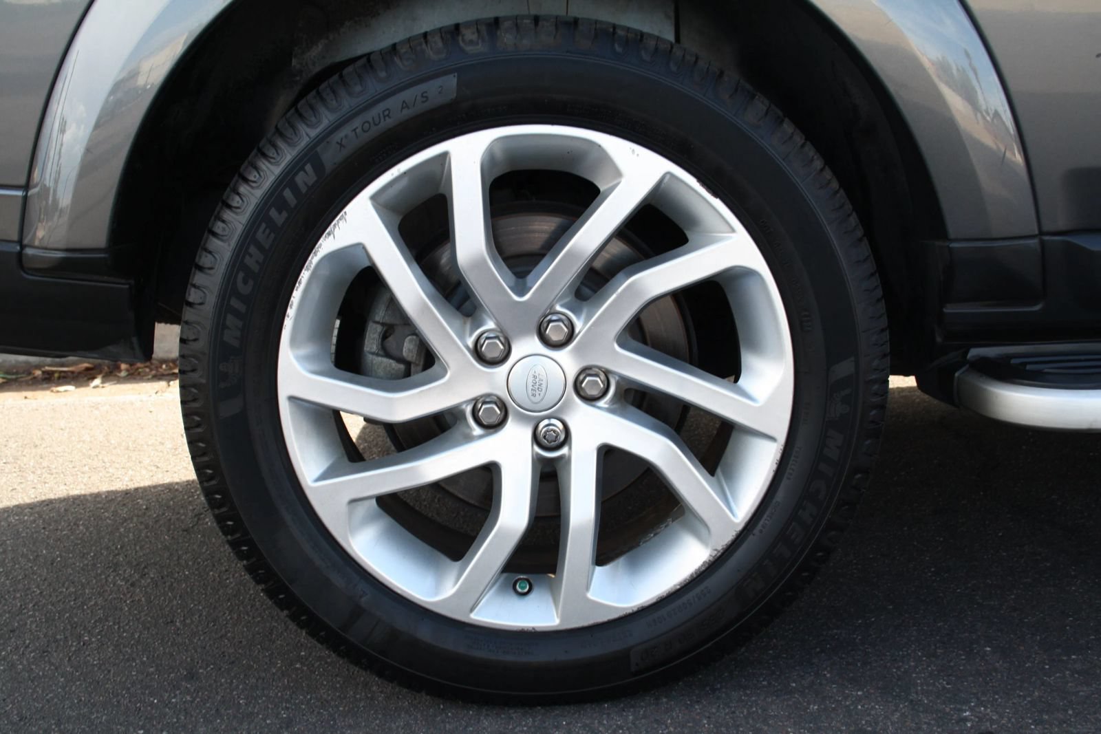 Used 2016 Land Rover LR4 HSE AWD/4WD image 29