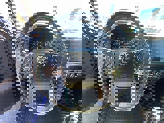 Used 2022 Toyota Tacoma SR5 image 31