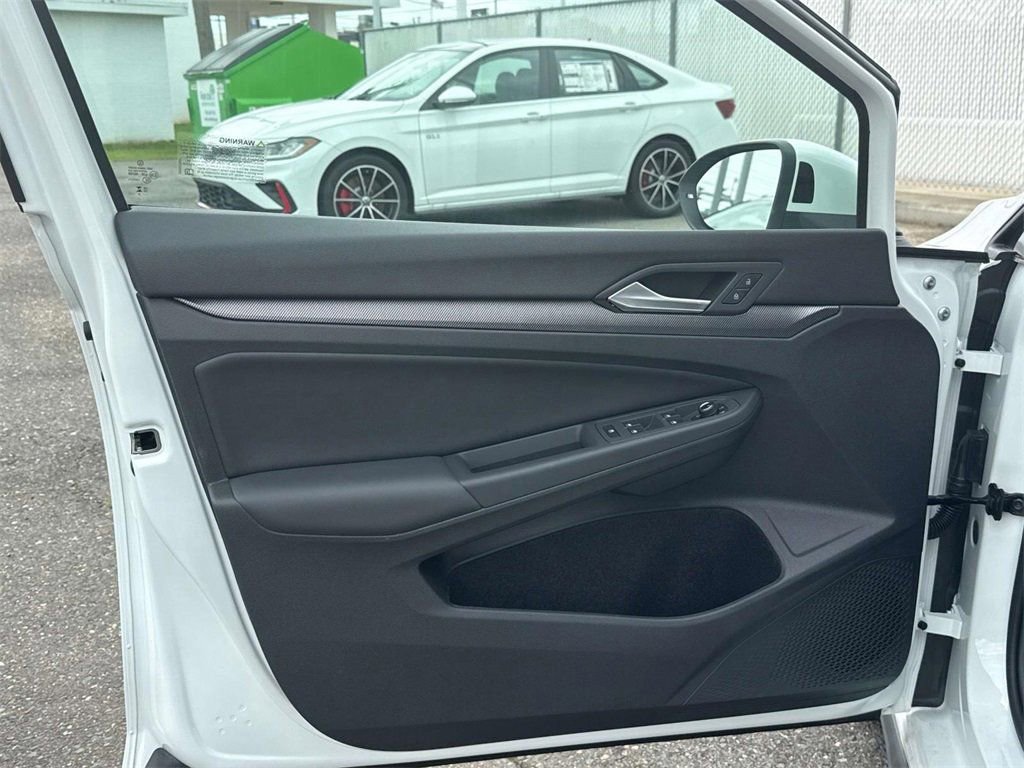 New 2025 Volkswagen GTI SE FWD image 12