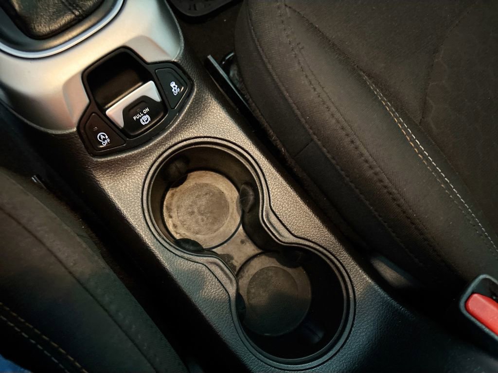 Used 2020 Jeep Compass Sport w/ Cold Weather Group image 15