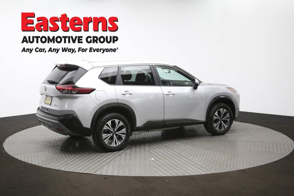 Used 2022 Nissan Rogue SV image 43