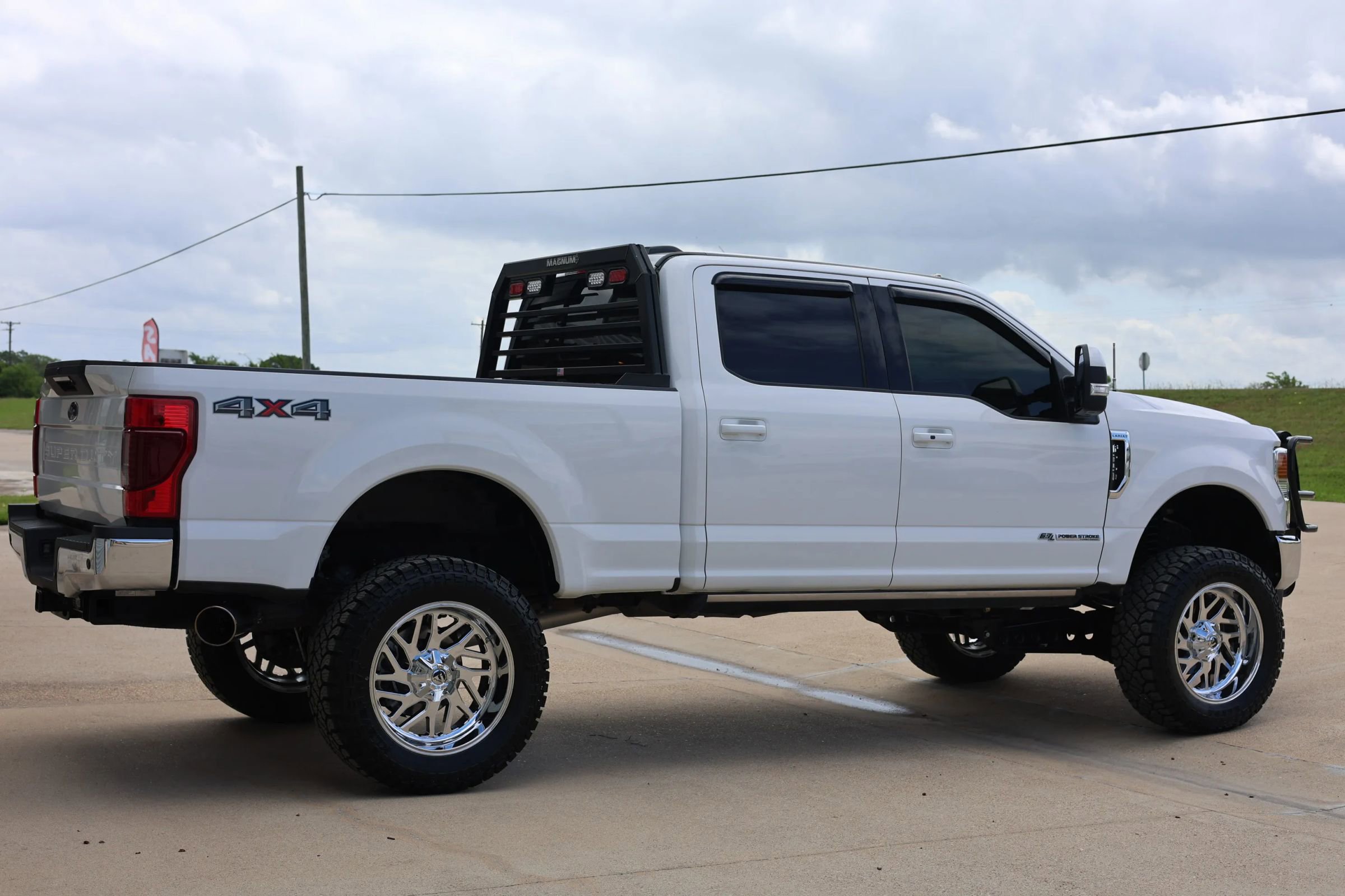 Used 2020 Ford F250 Lariat w/ Lariat Ultimate Package AWD/4WD image 3