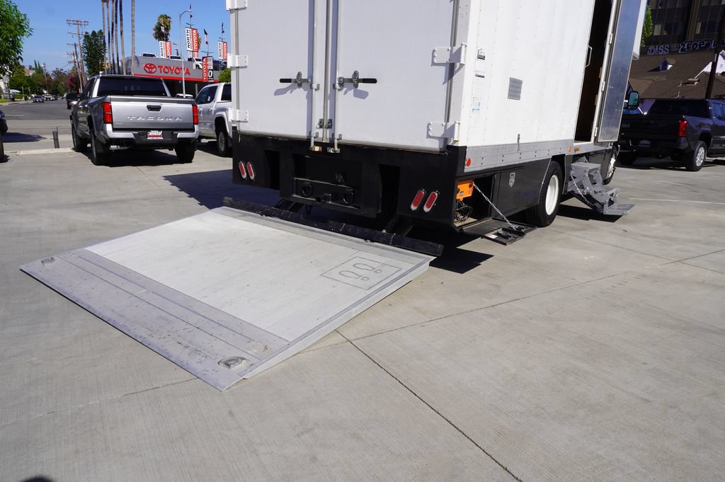 Used 2024 Ford E-450 and Econoline 450 Super Duty w/ Power Windows & Locks Group RWD image 27
